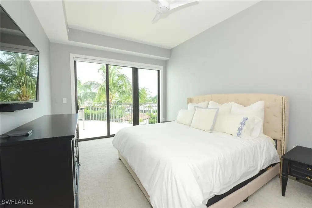 1530 5th Avenue S Naples FL 34102