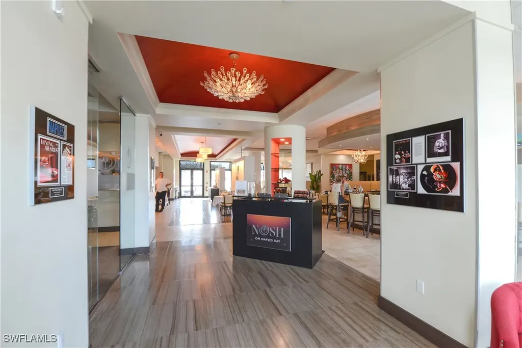1530 5th Avenue S Naples FL 34102