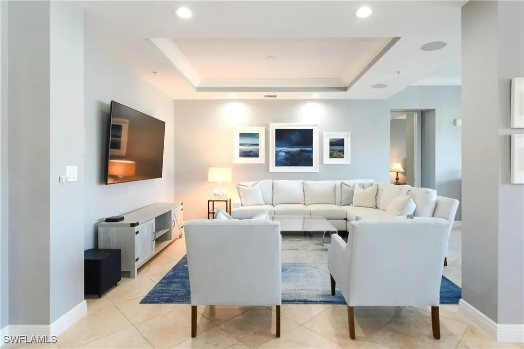 1530 5th Avenue S Naples FL 34102