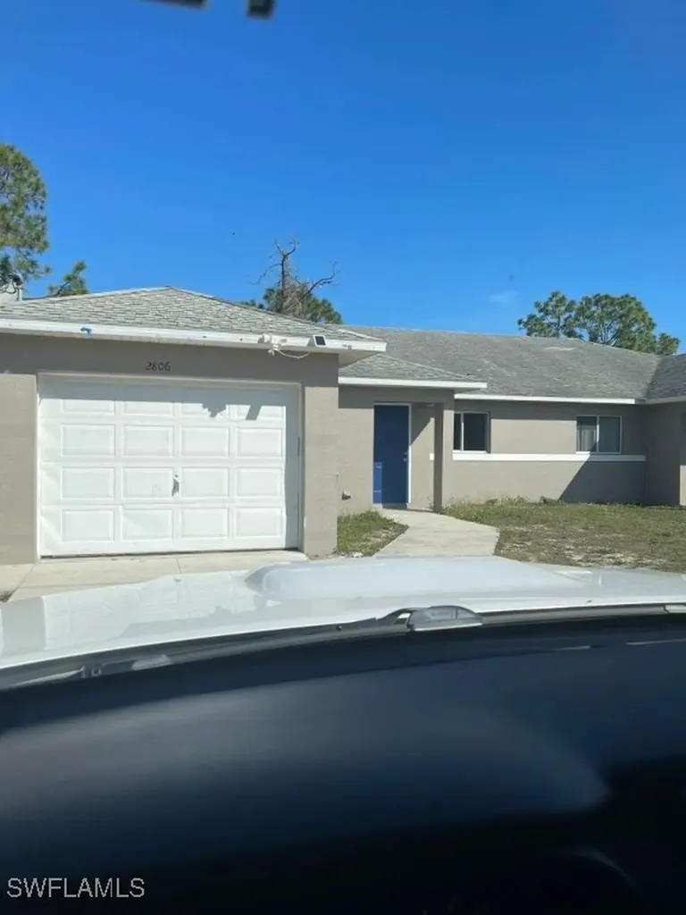 2806/2804 Hawalaska Street Lehigh Acres FL 33973