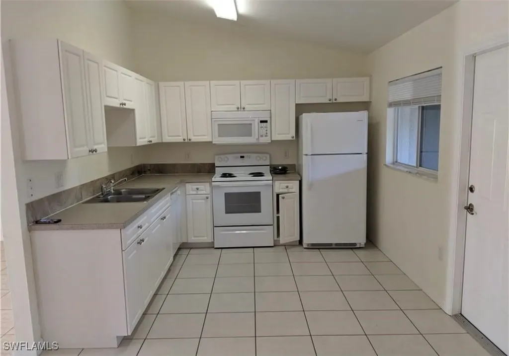 2806/2804 Hawalaska Street Lehigh Acres FL 33973