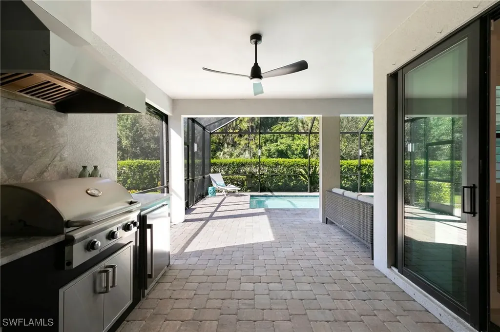 10483 Ventana Lane Naples FL 34120