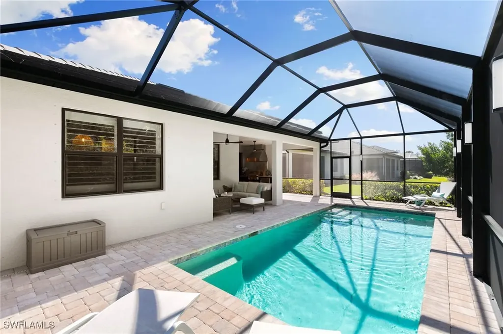 10483 Ventana Lane Naples FL 34120