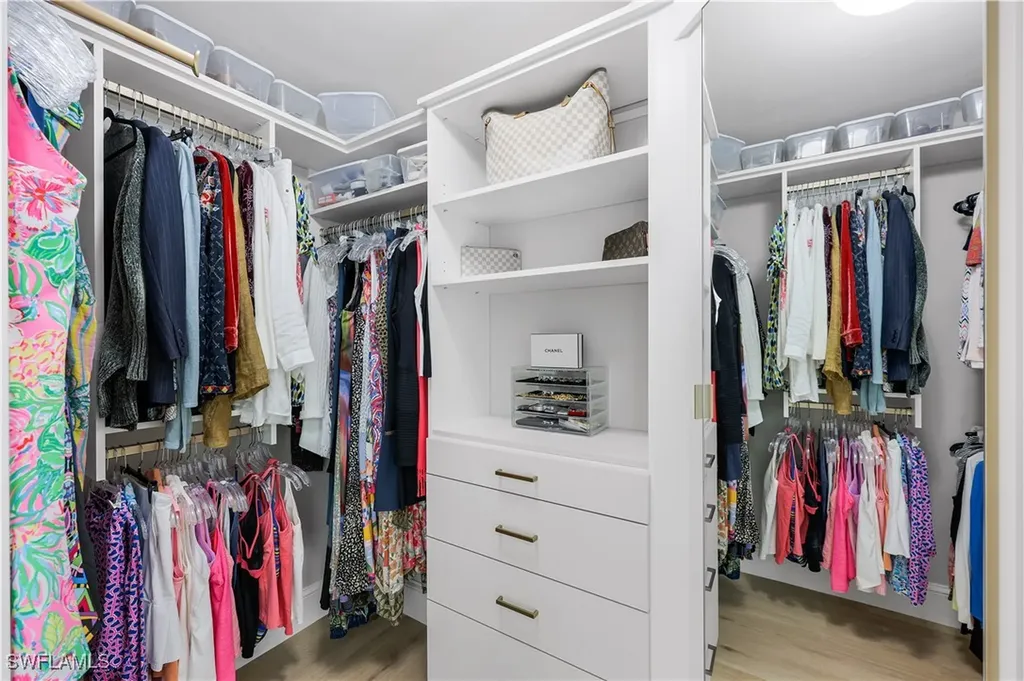 9115 Strada Place Naples FL 34108