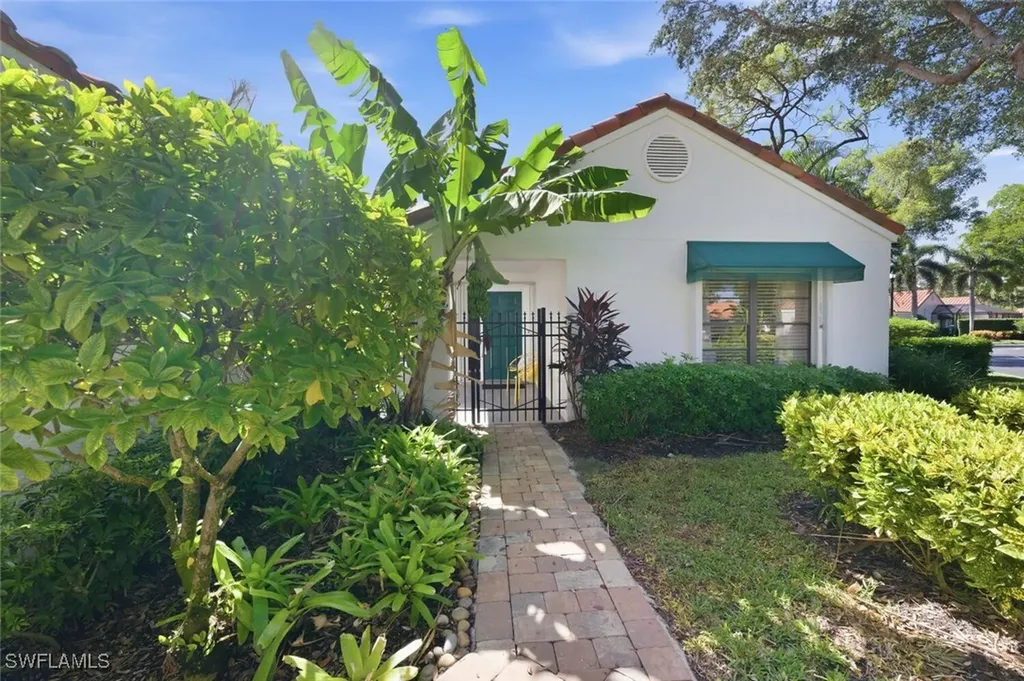 772 Reef Point Circle Naples FL 34108