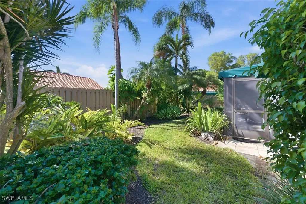 772 Reef Point Circle Naples FL 34108
