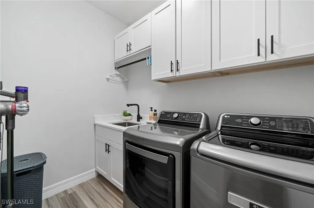 1017 NW 15th Terrace Cape Coral FL 33993