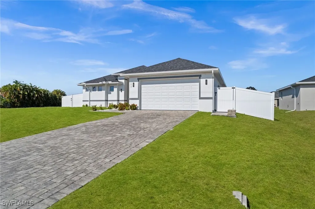 1017 NW 15th Terrace Cape Coral FL 33993