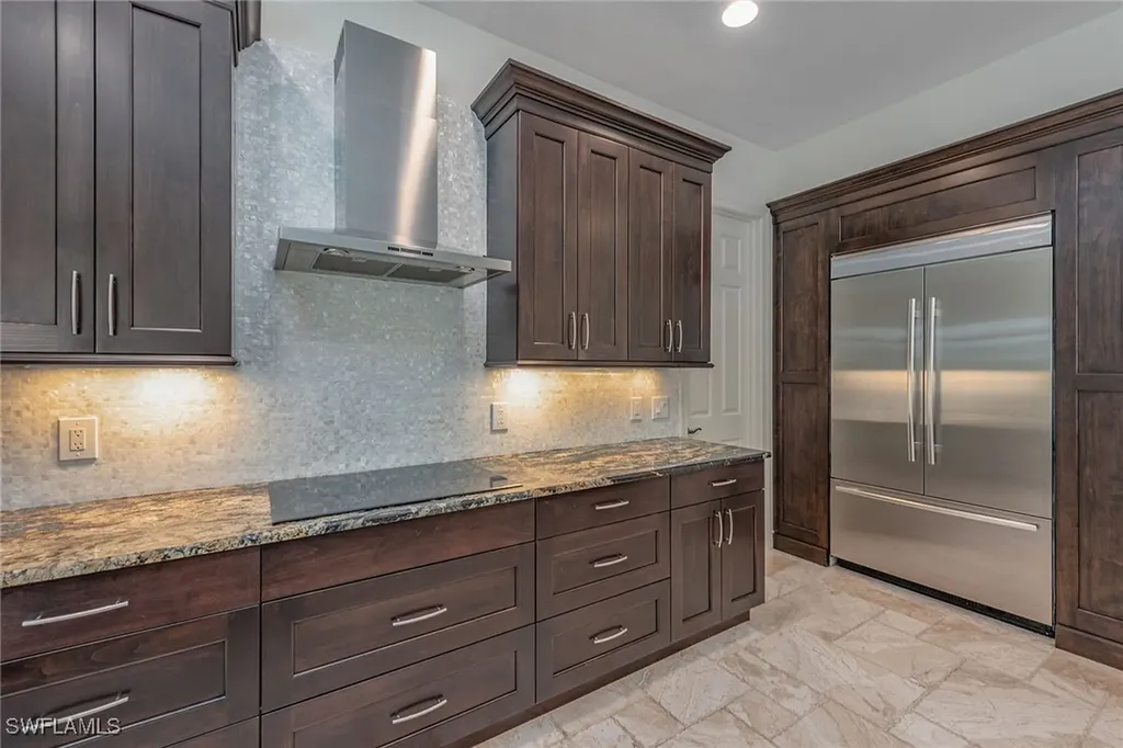 571 Eagle Creek Drive Naples FL 34113