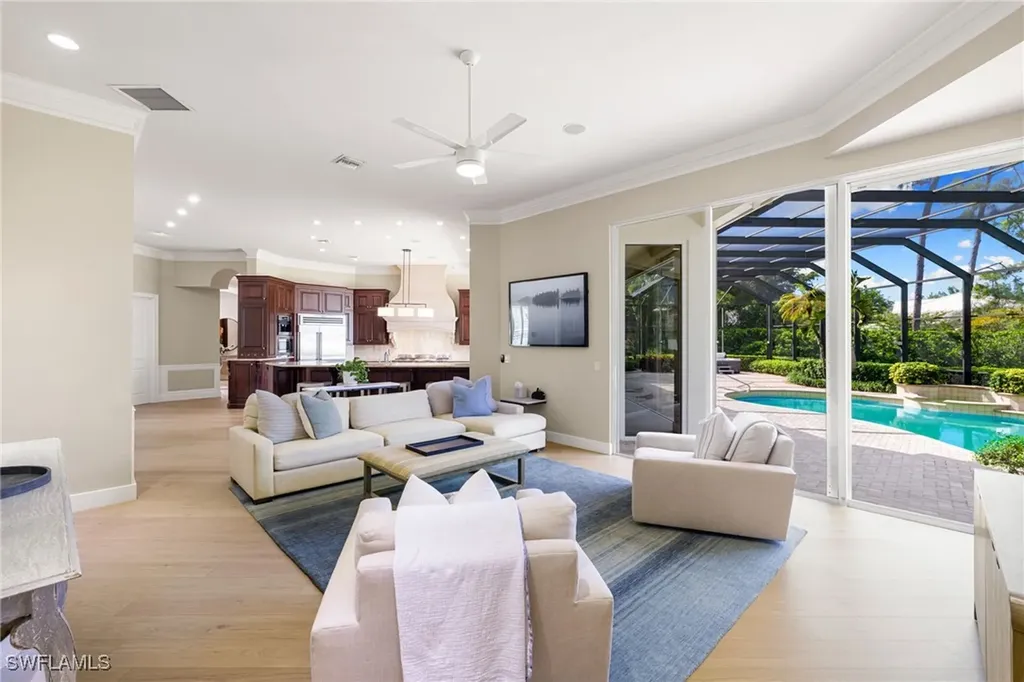707 Hickory Road Naples FL 34108