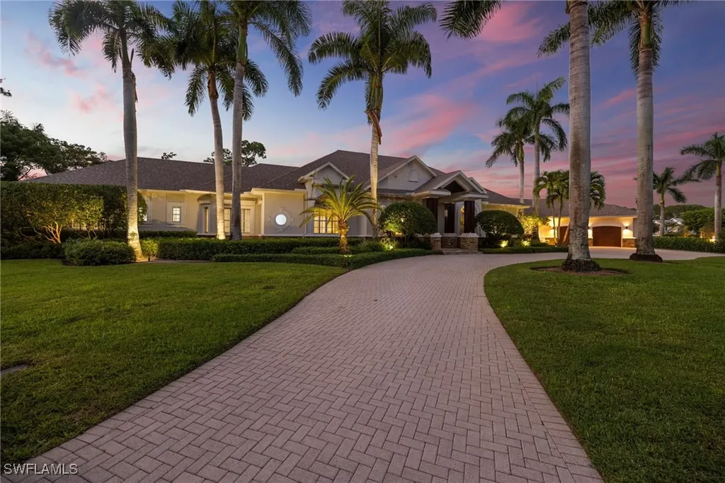 707 Hickory Road Naples FL 34108