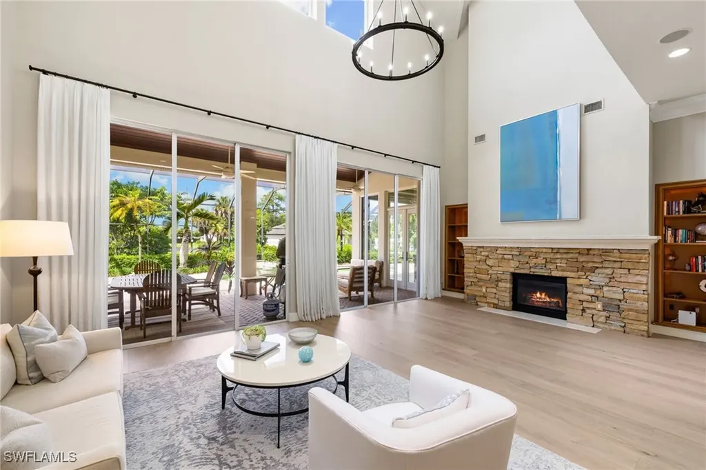 707 Hickory Road Naples FL 34108