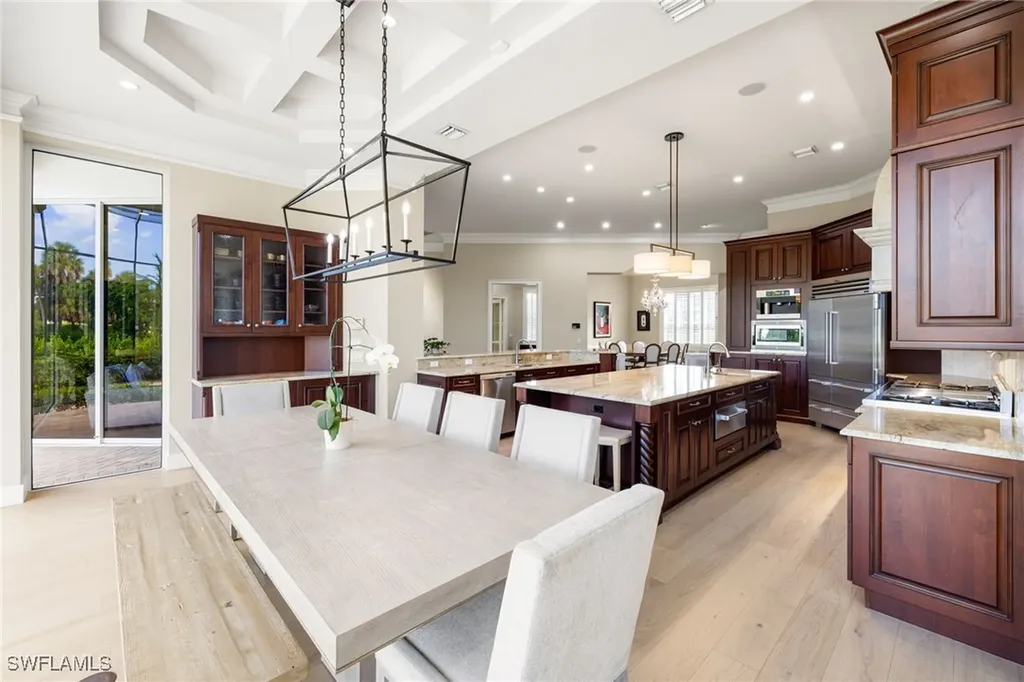 707 Hickory Road Naples FL 34108
