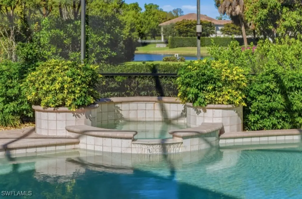 707 Hickory Road Naples FL 34108