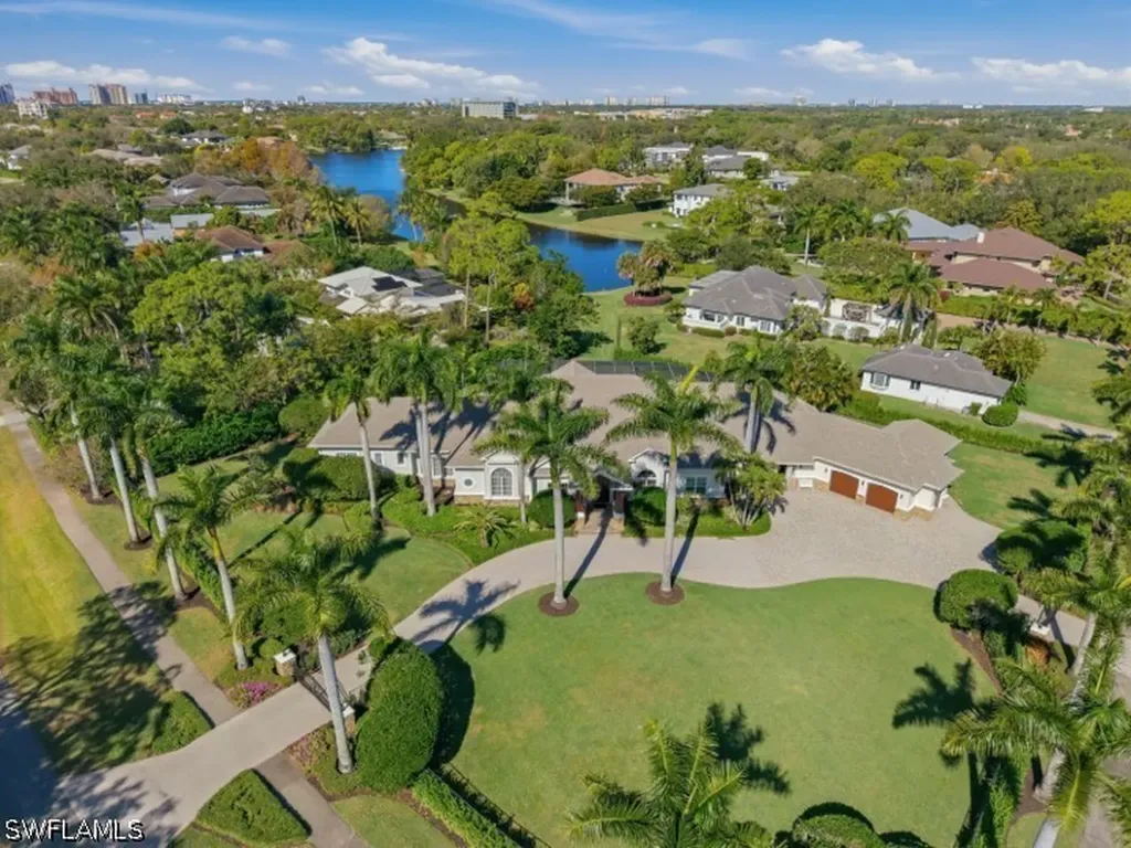 707 Hickory Road Naples FL 34108