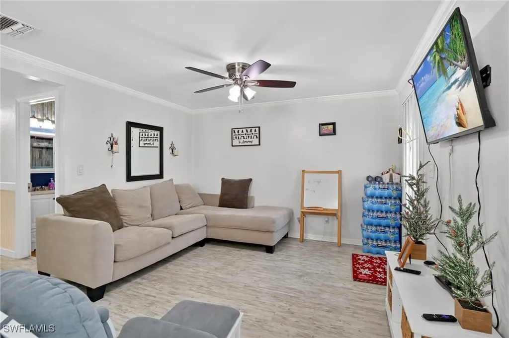 5 Pinewood Boulevard Lehigh Acres FL 33936