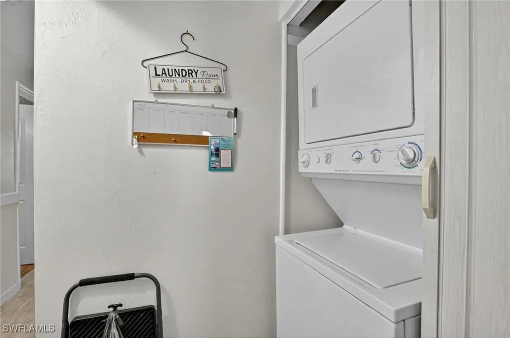 5 Pinewood Boulevard Lehigh Acres FL 33936