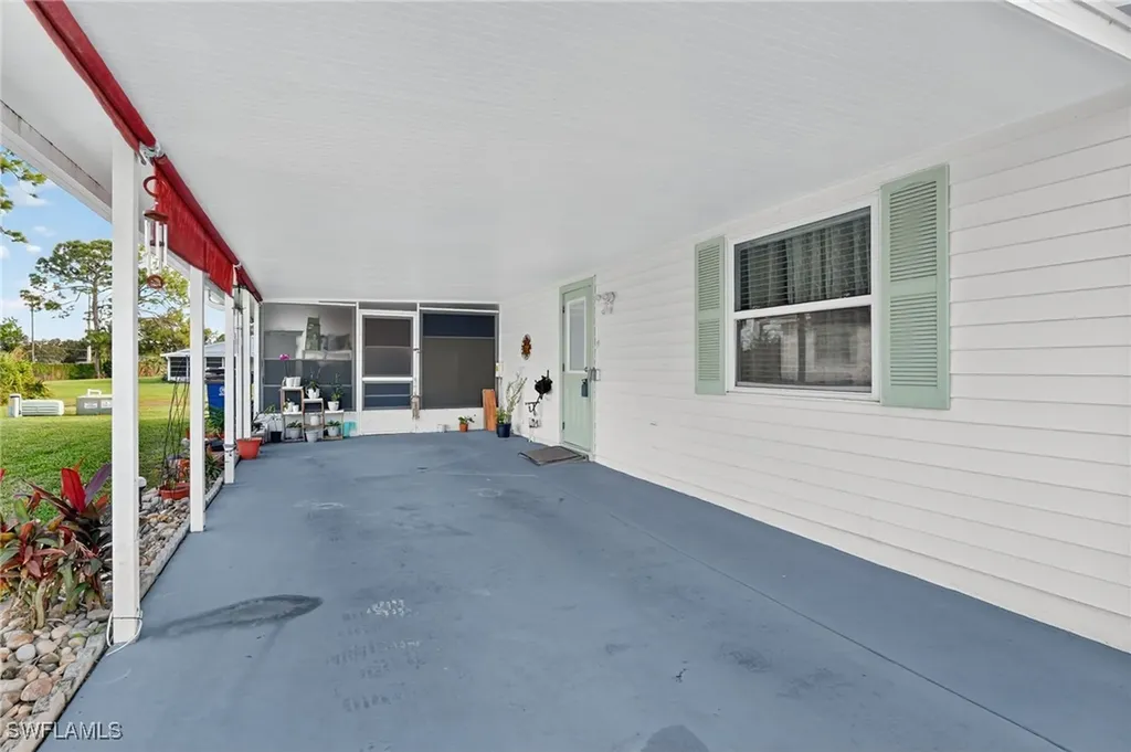 5 Pinewood Boulevard Lehigh Acres FL 33936