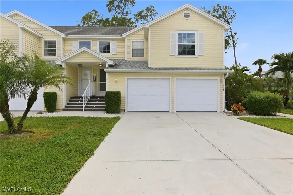 165 Bristol Lane Naples FL 34112