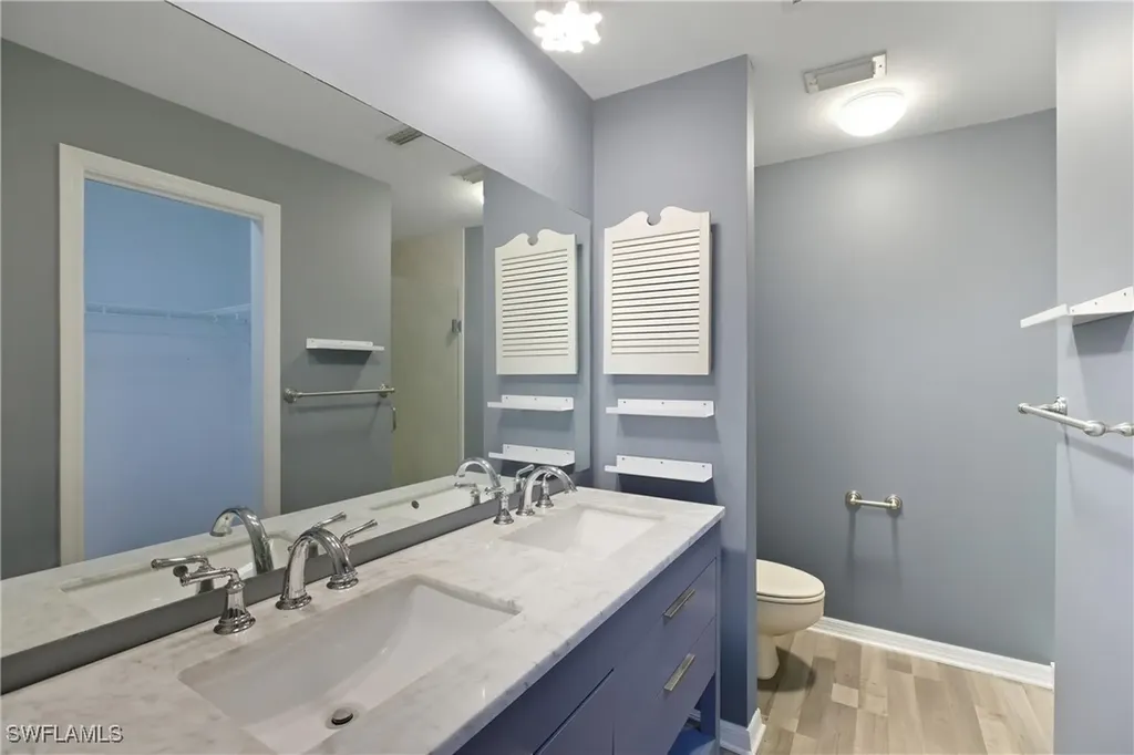 165 Bristol Lane Naples FL 34112