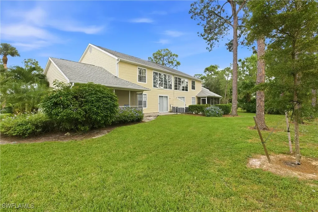 165 Bristol Lane Naples FL 34112