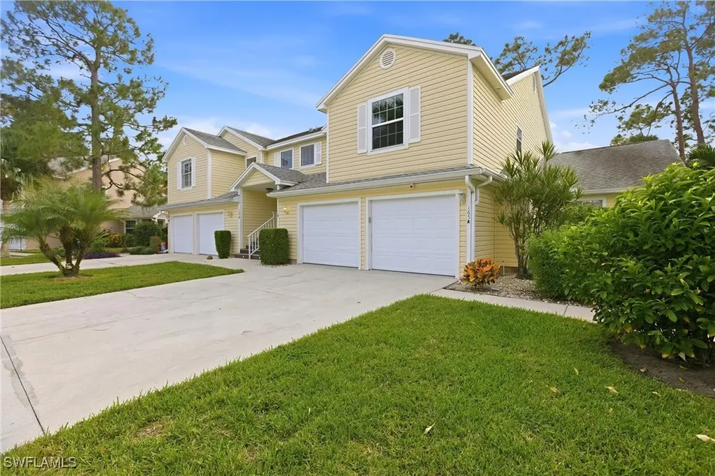 165 Bristol Lane Naples FL 34112