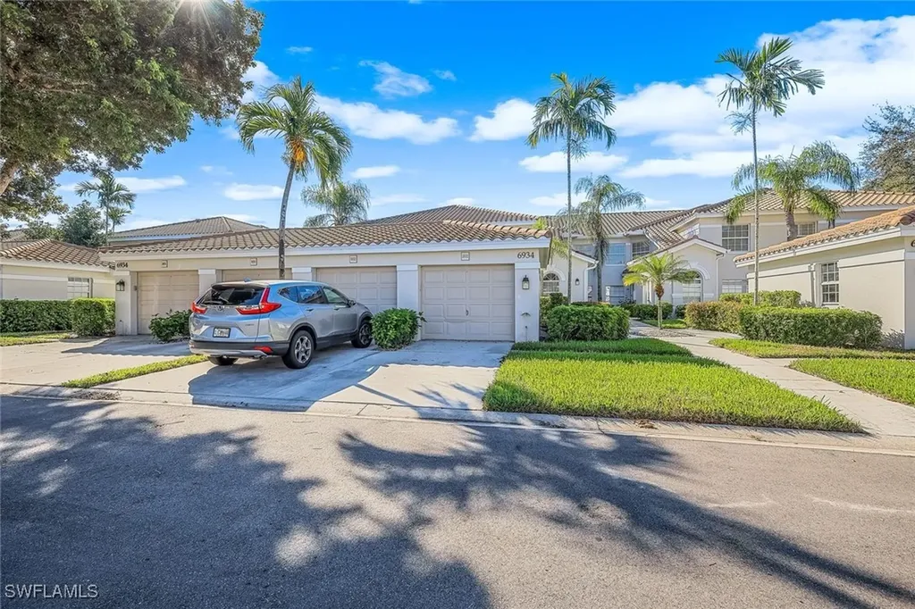 6934 Rain Lily Court Naples FL 34109