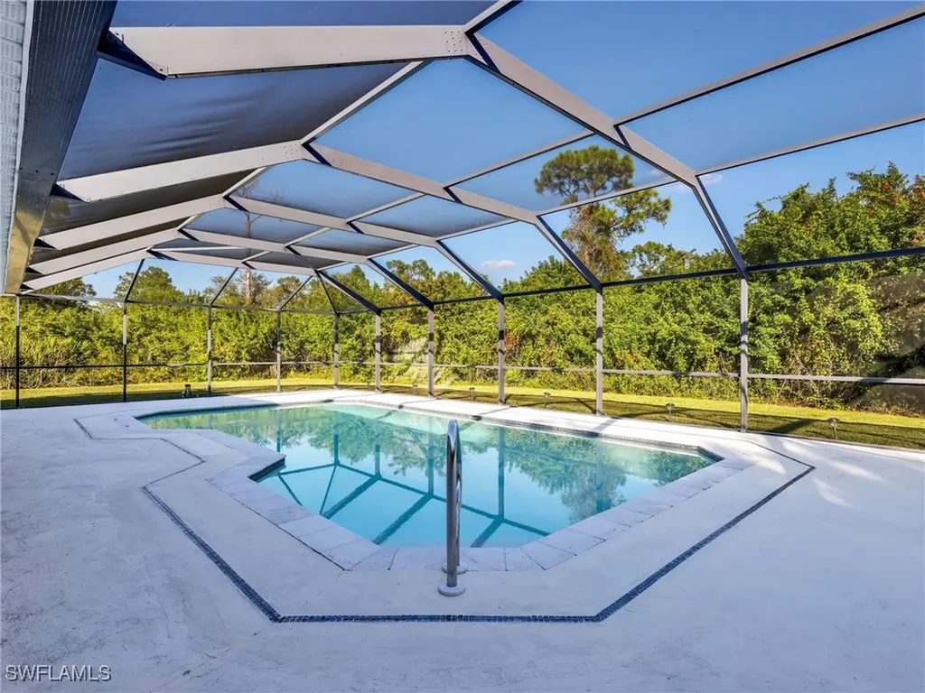 820 Robert Avenue Lehigh Acres FL 33936