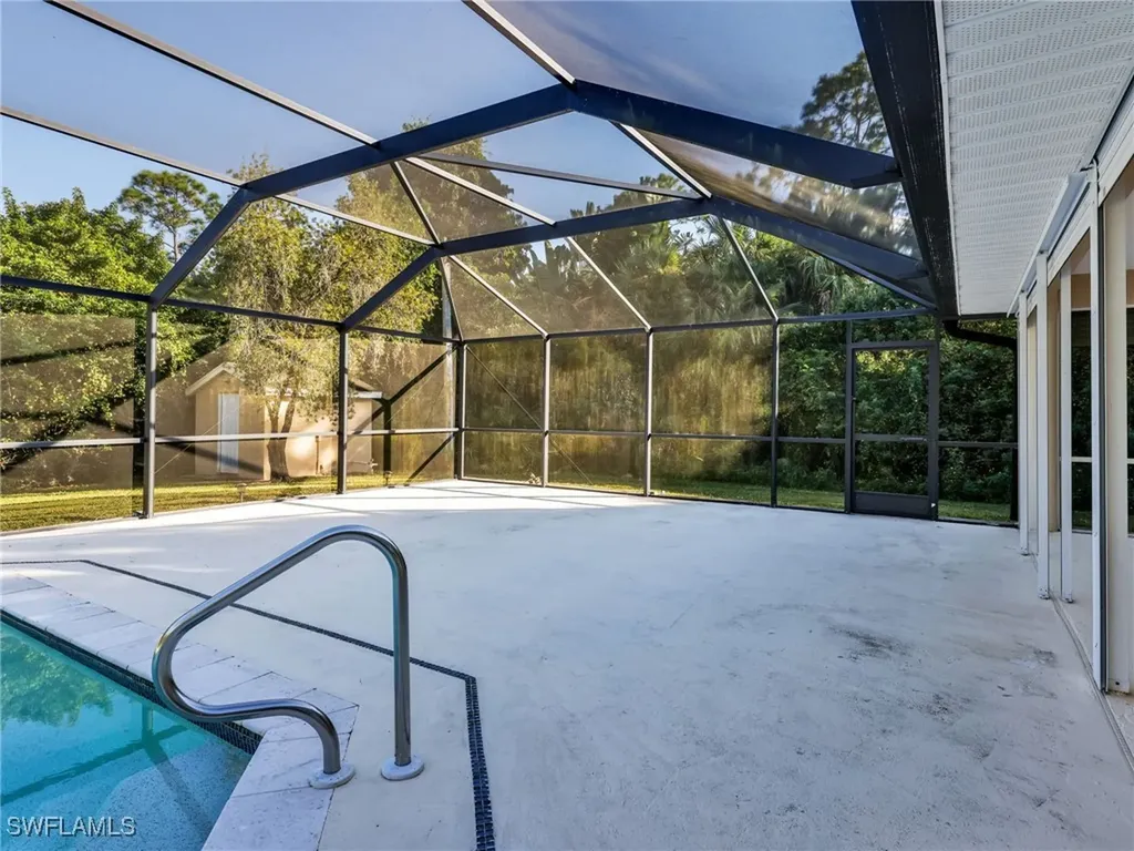 820 Robert Avenue Lehigh Acres FL 33936