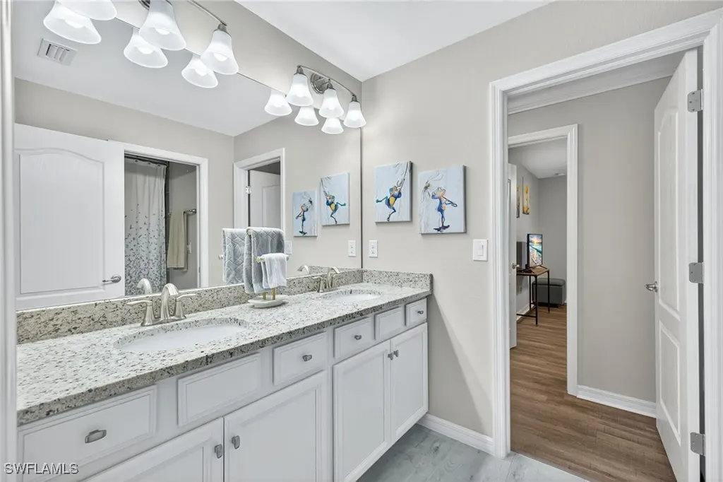 19169 Elston Way Estero FL 33928