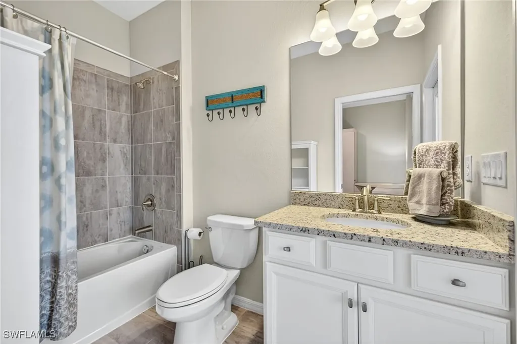 19169 Elston Way Estero FL 33928