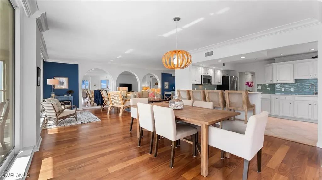 4051 Gulf Shore Boulevard N Naples FL 34103