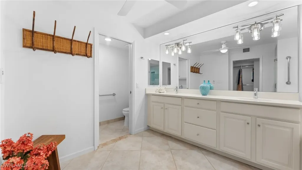 4051 Gulf Shore Boulevard N Naples FL 34103