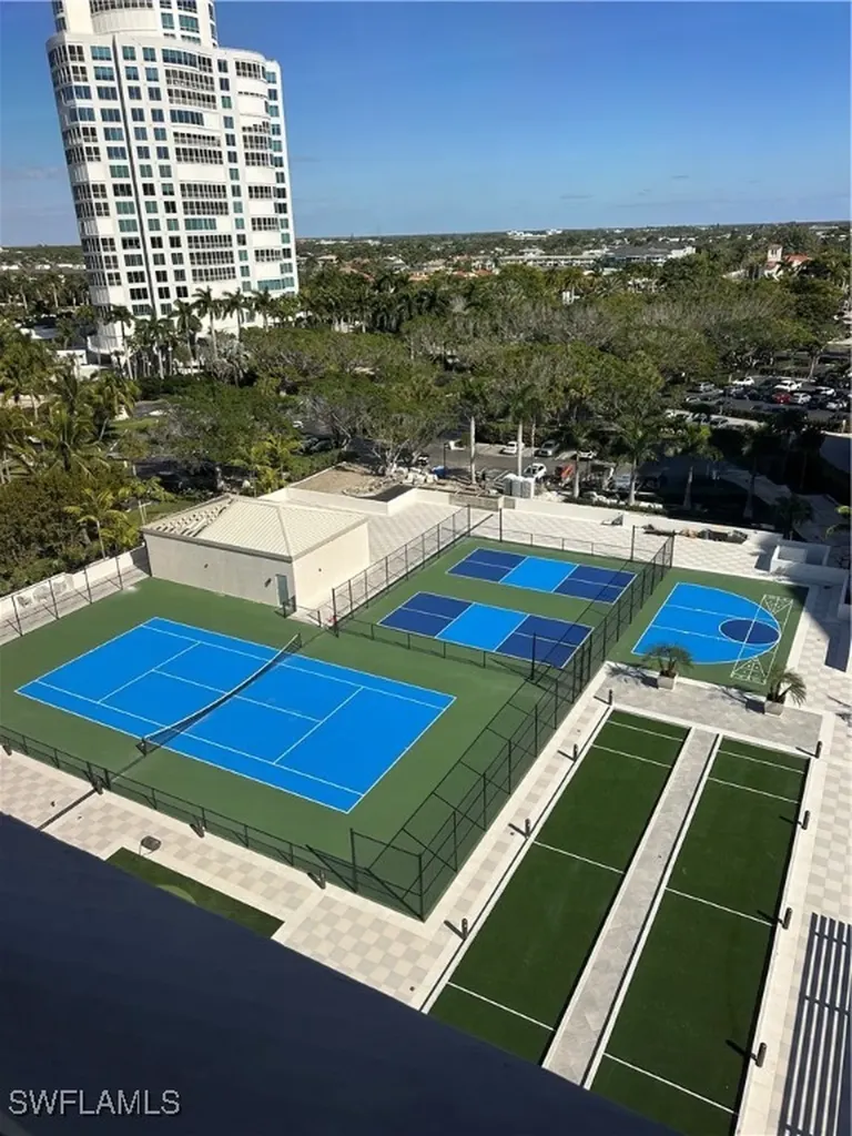 4051 Gulf Shore Boulevard N Naples FL 34103