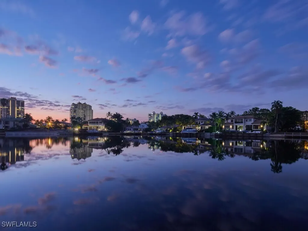 377 Pirates Bight Naples FL 34103