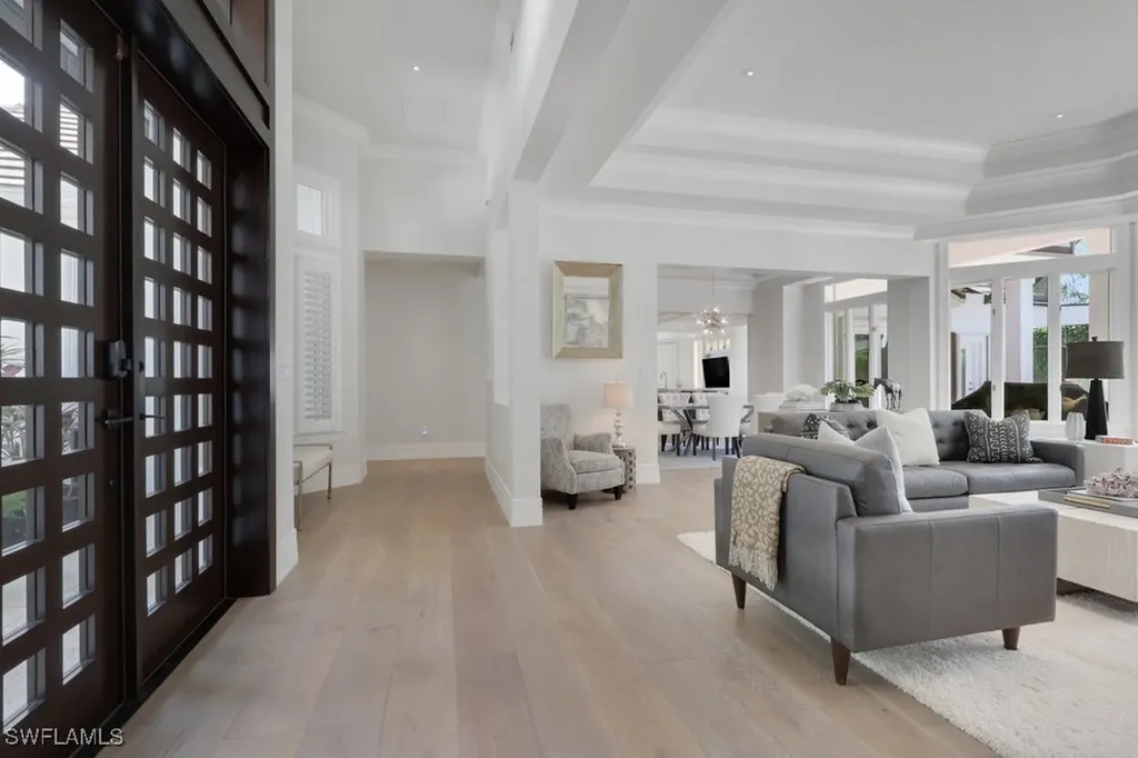 678 Katemore Lane Naples FL 34108