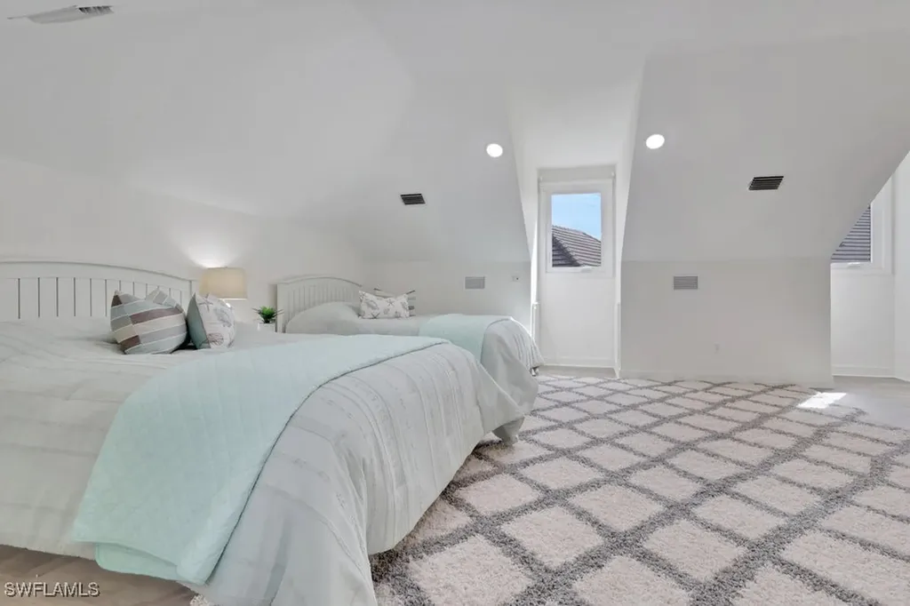 678 Katemore Lane Naples FL 34108