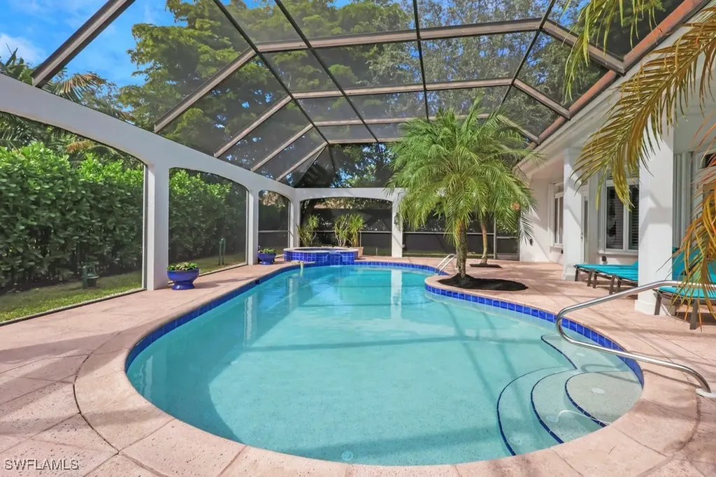 678 Katemore Lane Naples FL 34108