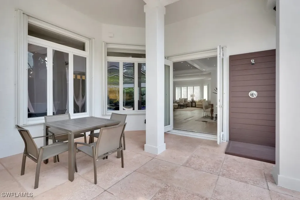 678 Katemore Lane Naples FL 34108