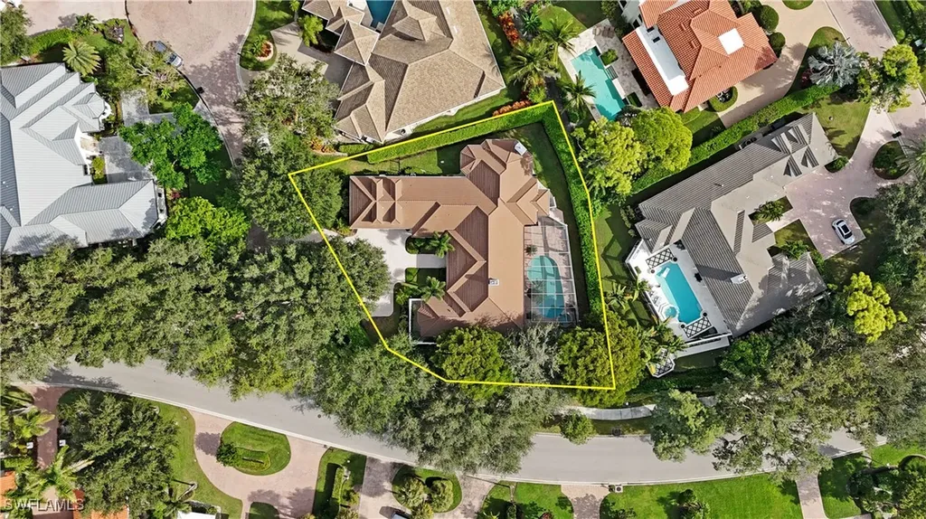 678 Katemore Lane Naples FL 34108