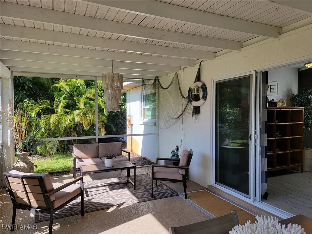 750 95th Avenue N Naples FL 34108