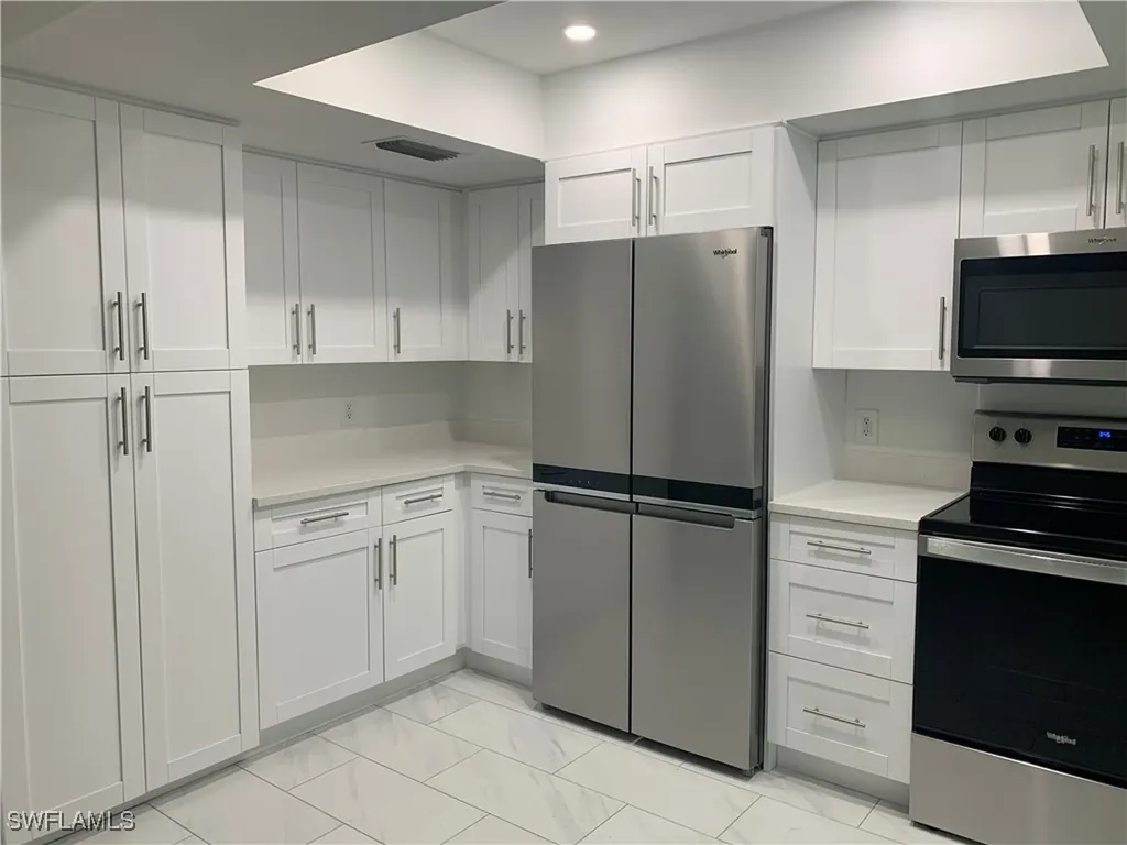 310 Carnaby Court Naples FL 34112
