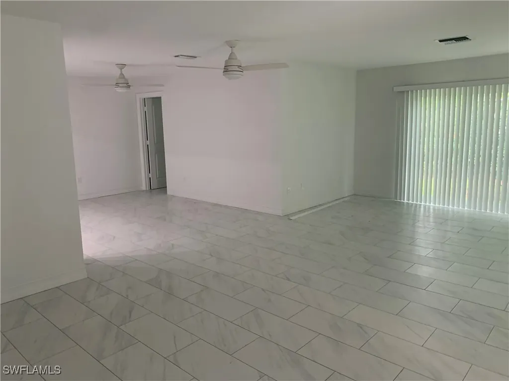 310 Carnaby Court Naples FL 34112