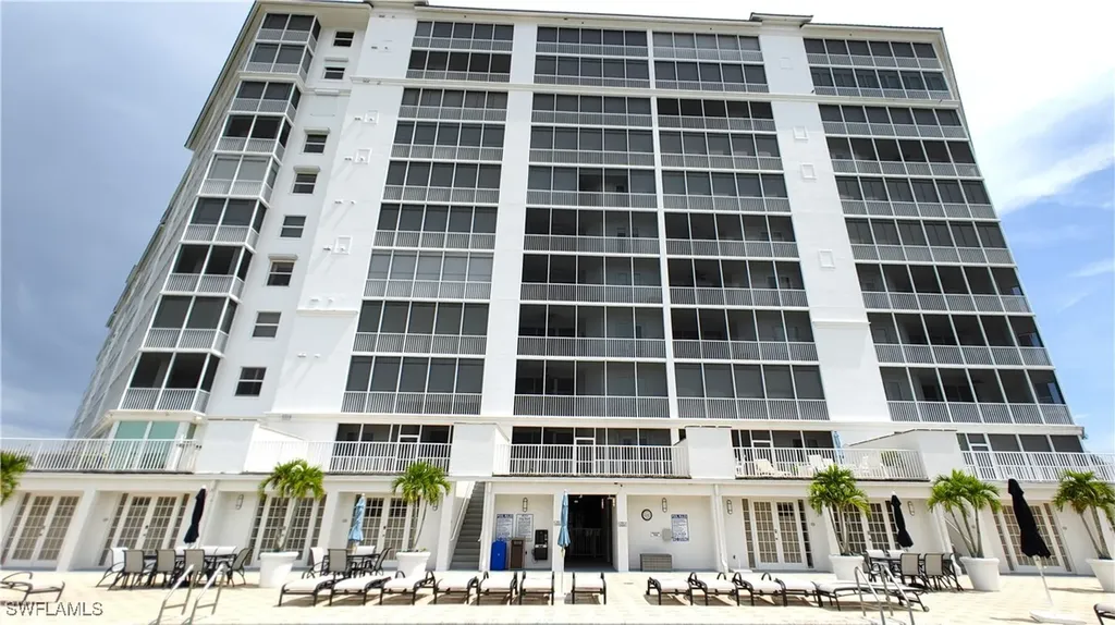 400 Flagship Drive Naples FL 34108