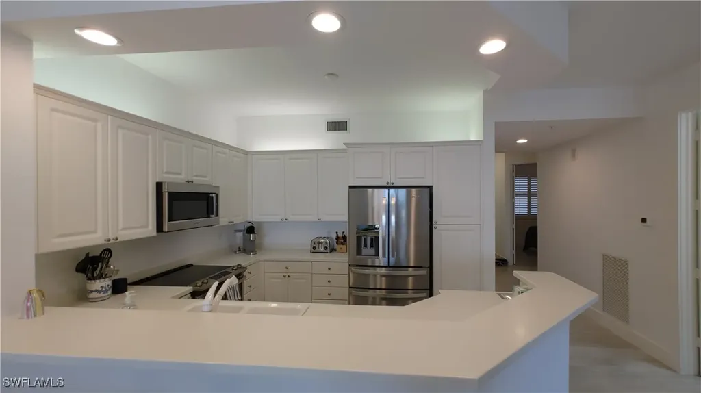 400 Flagship Drive Naples FL 34108