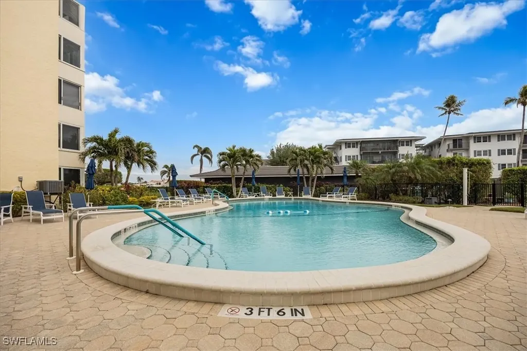 3410 Gulf Shore Boulevard N Naples FL 34103