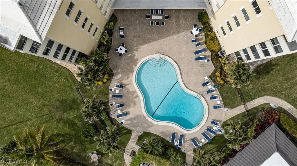 3410 Gulf Shore Boulevard N Naples FL 34103