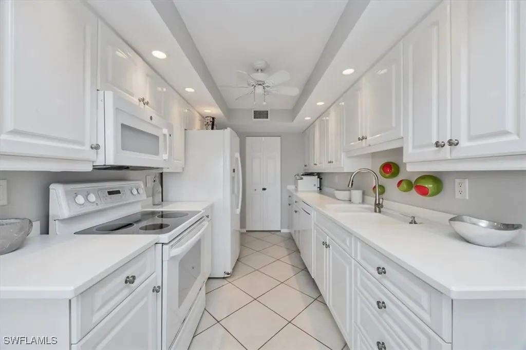 3410 Gulf Shore Boulevard N Naples FL 34103