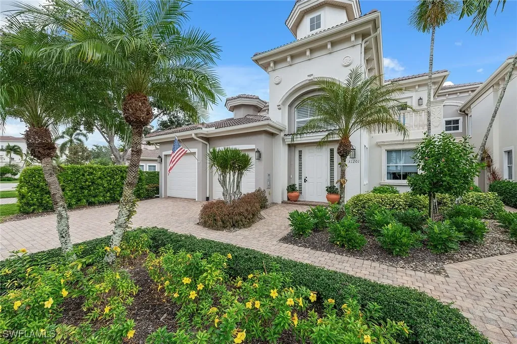 Naples FL, 537 Avellino Isle Circle, Unit 31201