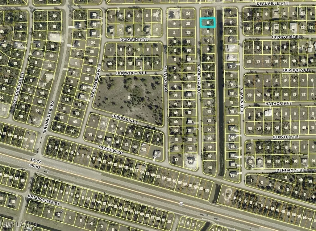 1129 Holmes Avenue S Lehigh Acres FL 33974